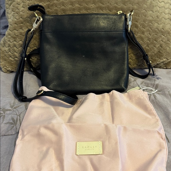 Radley London Black Leather Crossbody Bag
9x9 - Picture 2 of 3